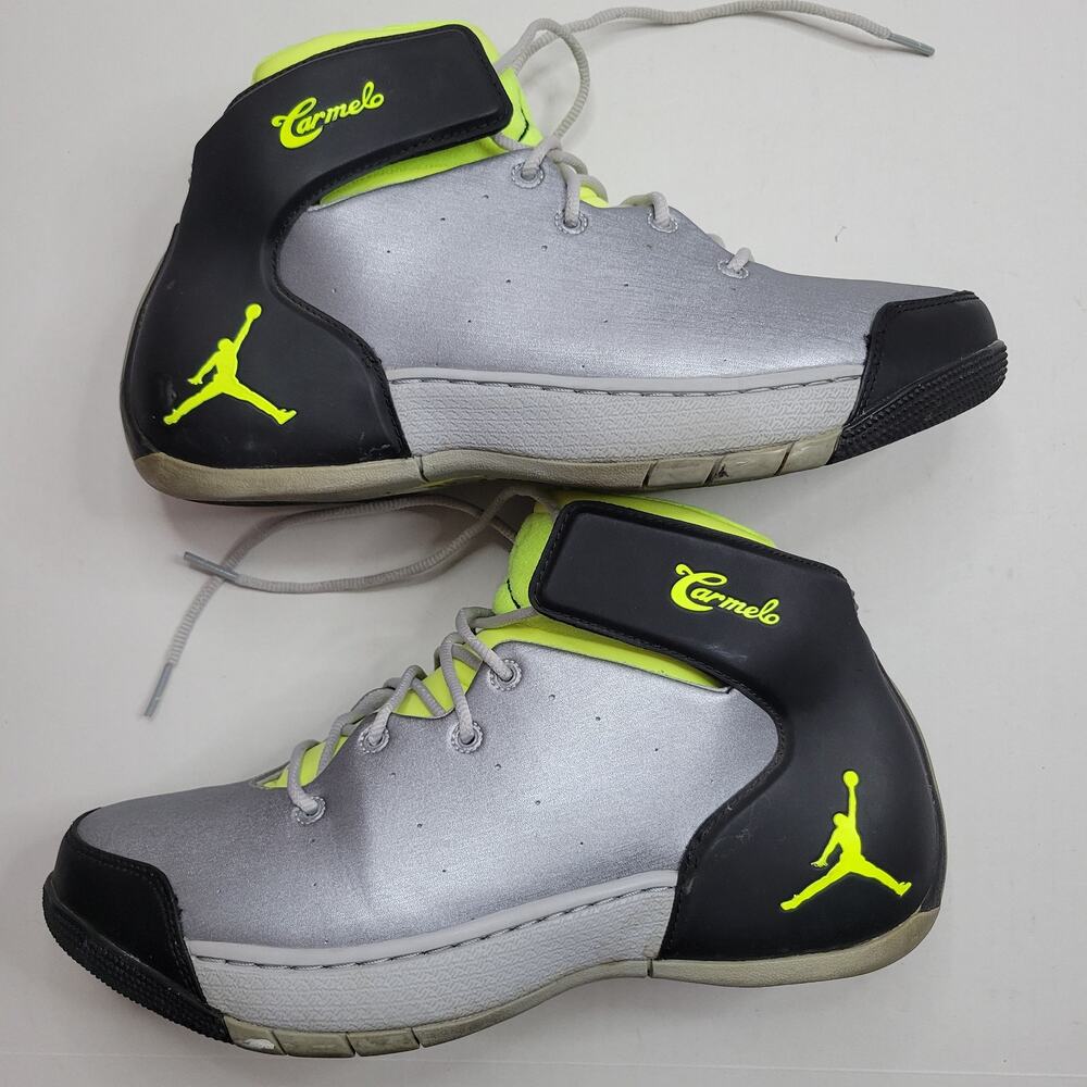 Air Jordan Melo 1.5 Wolf Grey Volt Ice Carmelo Silver Black Yellow Mens Size 8.5